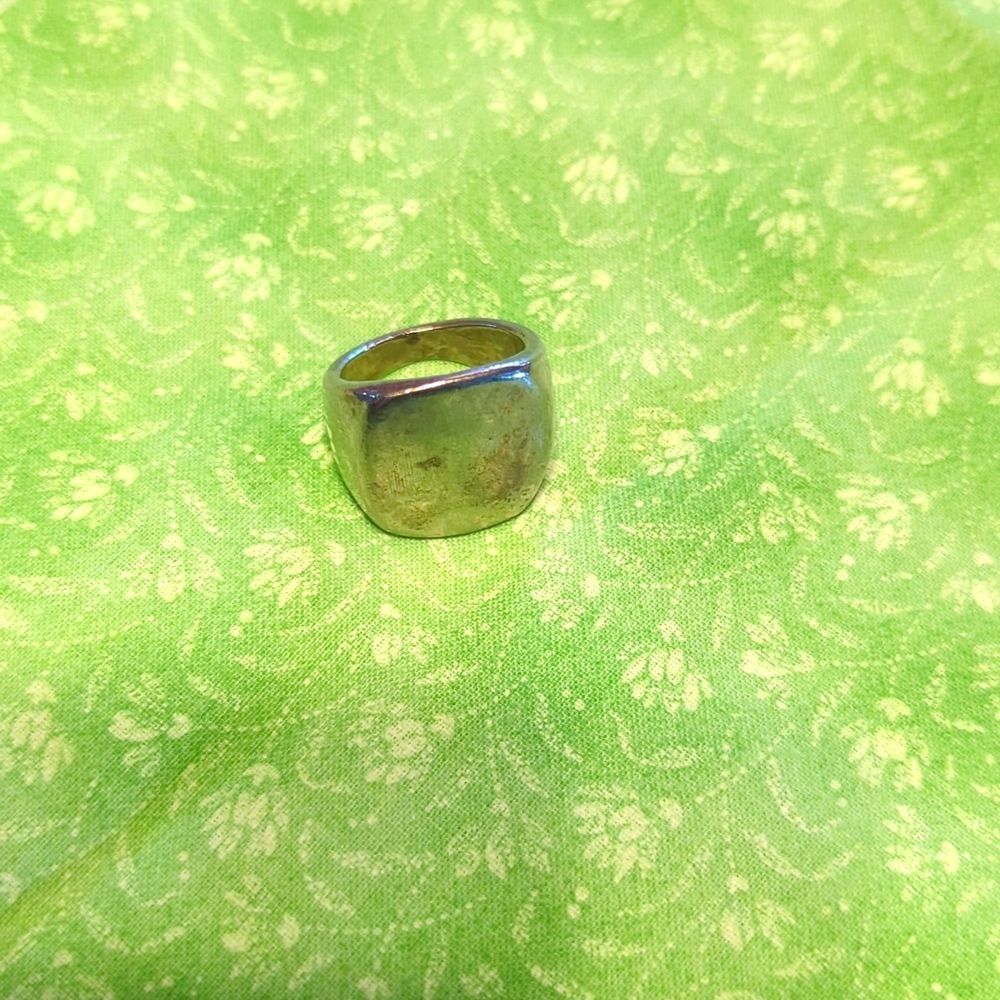 Silver Colored Square Statement Ring Size 6 - image 1